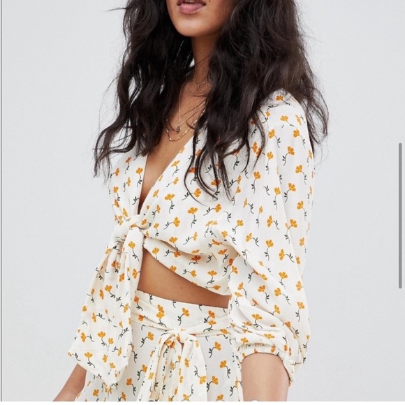 Faithful The Brand La Guardia Floral Cropped Tie-Front Crepe To Size 4 - Picture 15 of 16